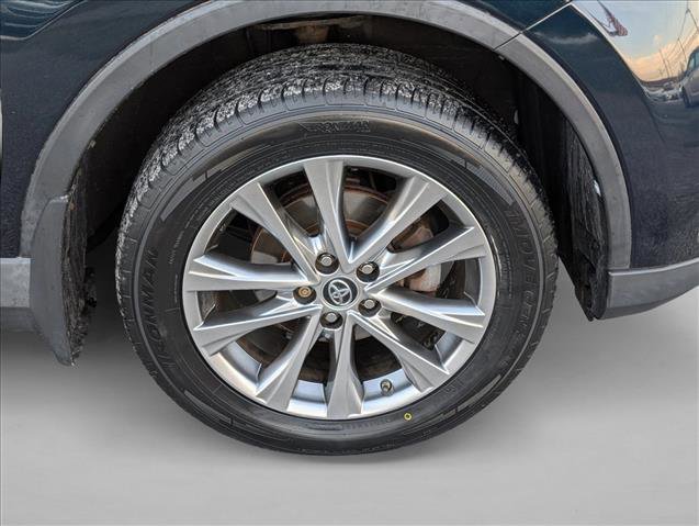 Used 2017 Toyota RAV4 Limited image 24