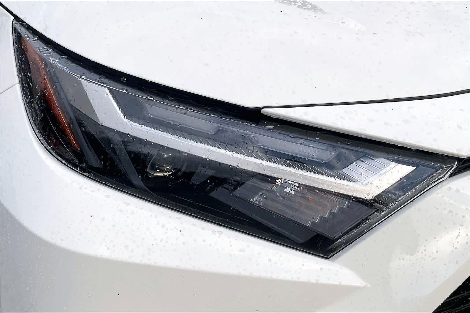 Used 2025 Toyota RAV4 LE AWD/4WD image 27