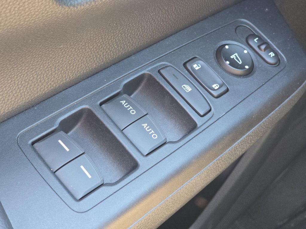 Used 2023 Honda CR-V Sport image 25