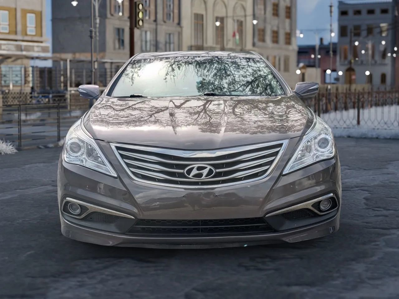 Used 2016 Hyundai Azera FWD image 2