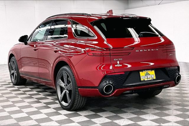 Used 2023 Genesis GV70 2.5T w/ Sport Prestige Package image 3