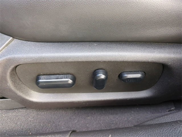 Used 2019 Ford Taurus Limited image 22