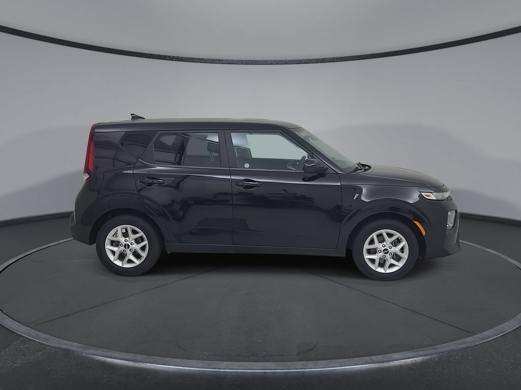 Used 2022 Kia Soul LX w/ Technology Package FWD image 18