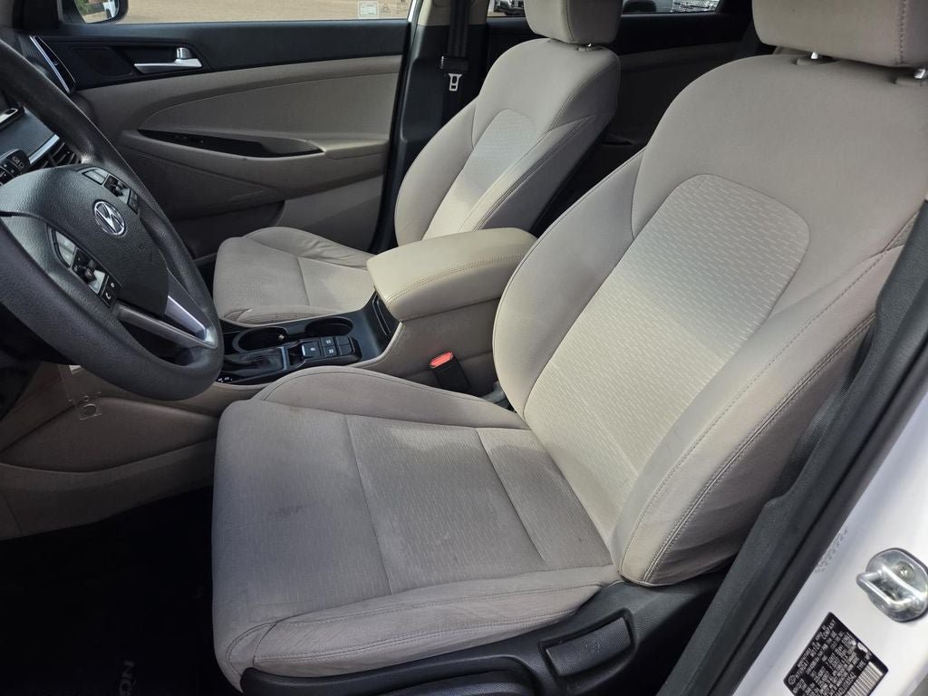 Used 2020 Hyundai Tucson SE w/ Cargo Package FWD image 17