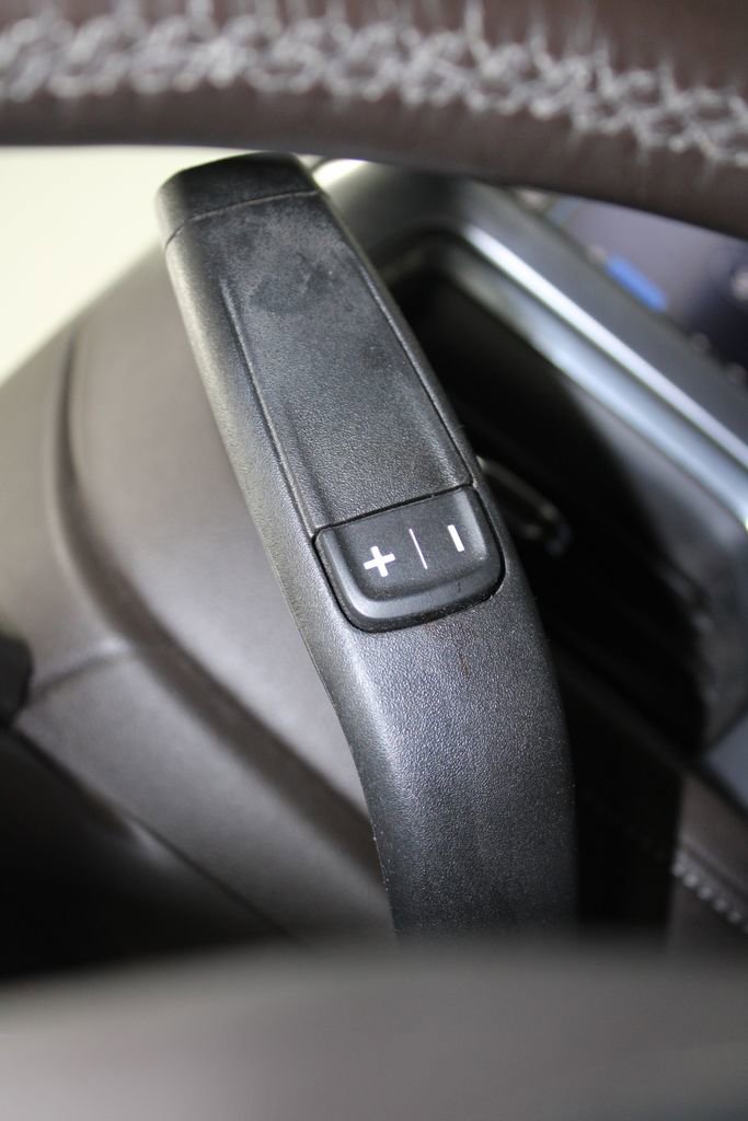 Used 2020 GMC Sierra 1500 SLT w/ SLT Premium Package image 41