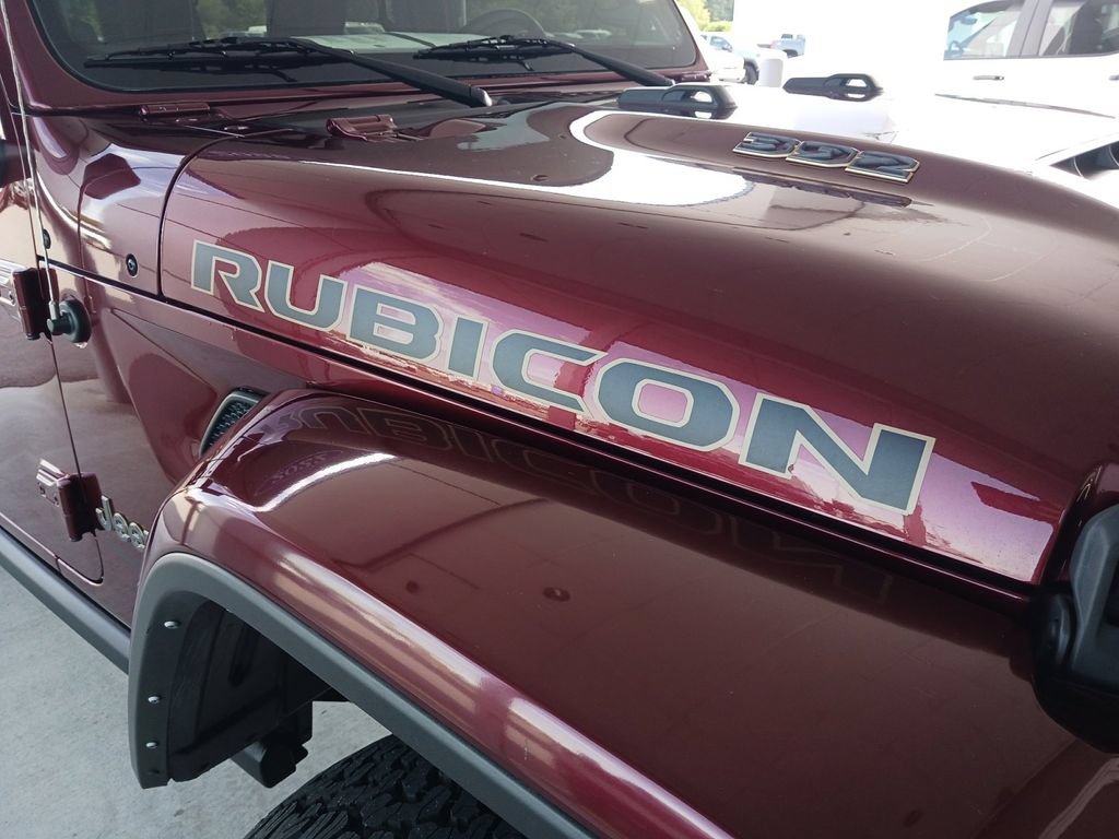 Used 2022 Jeep Wrangler Unlimited Rubicon AWD/4WD image 33