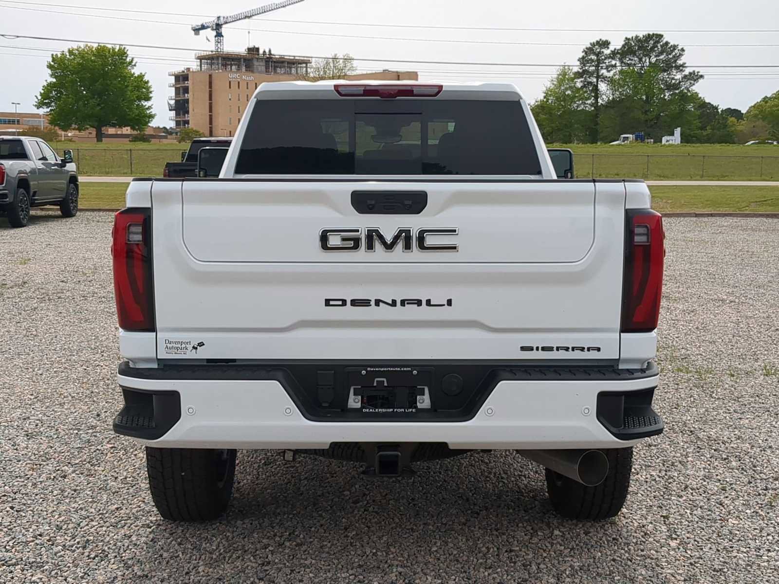 New 2026 GMC Sierra 2500 Denali w/ Denali Reserve Package AWD/4WD image 7