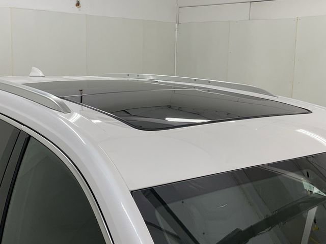 Certified 2025 Cadillac XT6 Premium Luxury w/ Platinum Package image 19