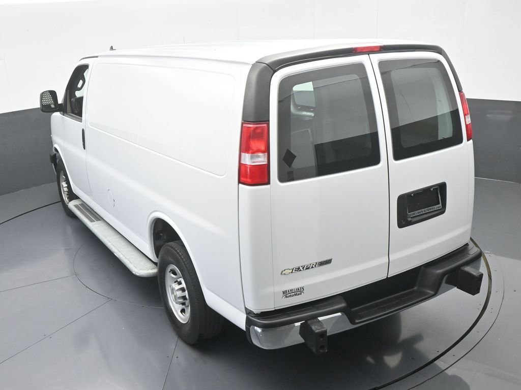 Used 2024 Chevrolet Express 2500 w/ Driver Convenience Package image 40