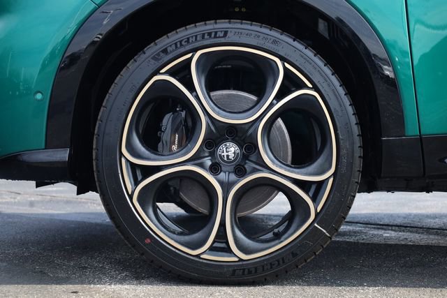 New 2025 Alfa Romeo Tonale image 8