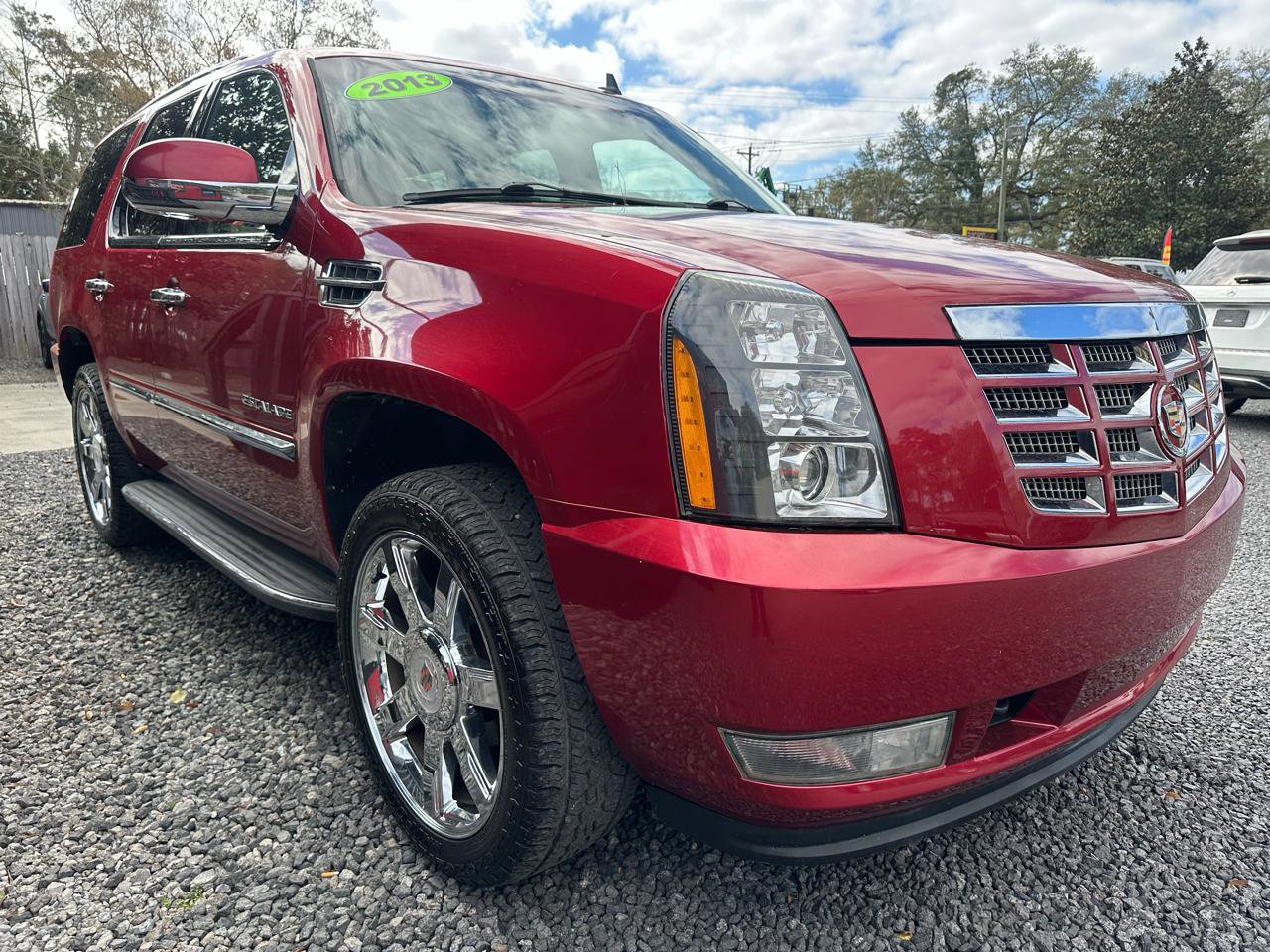 Used 2013 Cadillac Escalade Luxury image 12