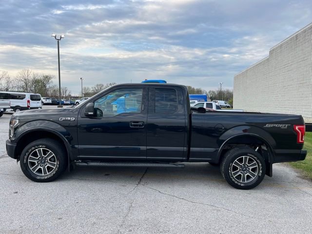 Used 2015 Ford F150 XLT w/ Equipment Group 302A Luxury image 3