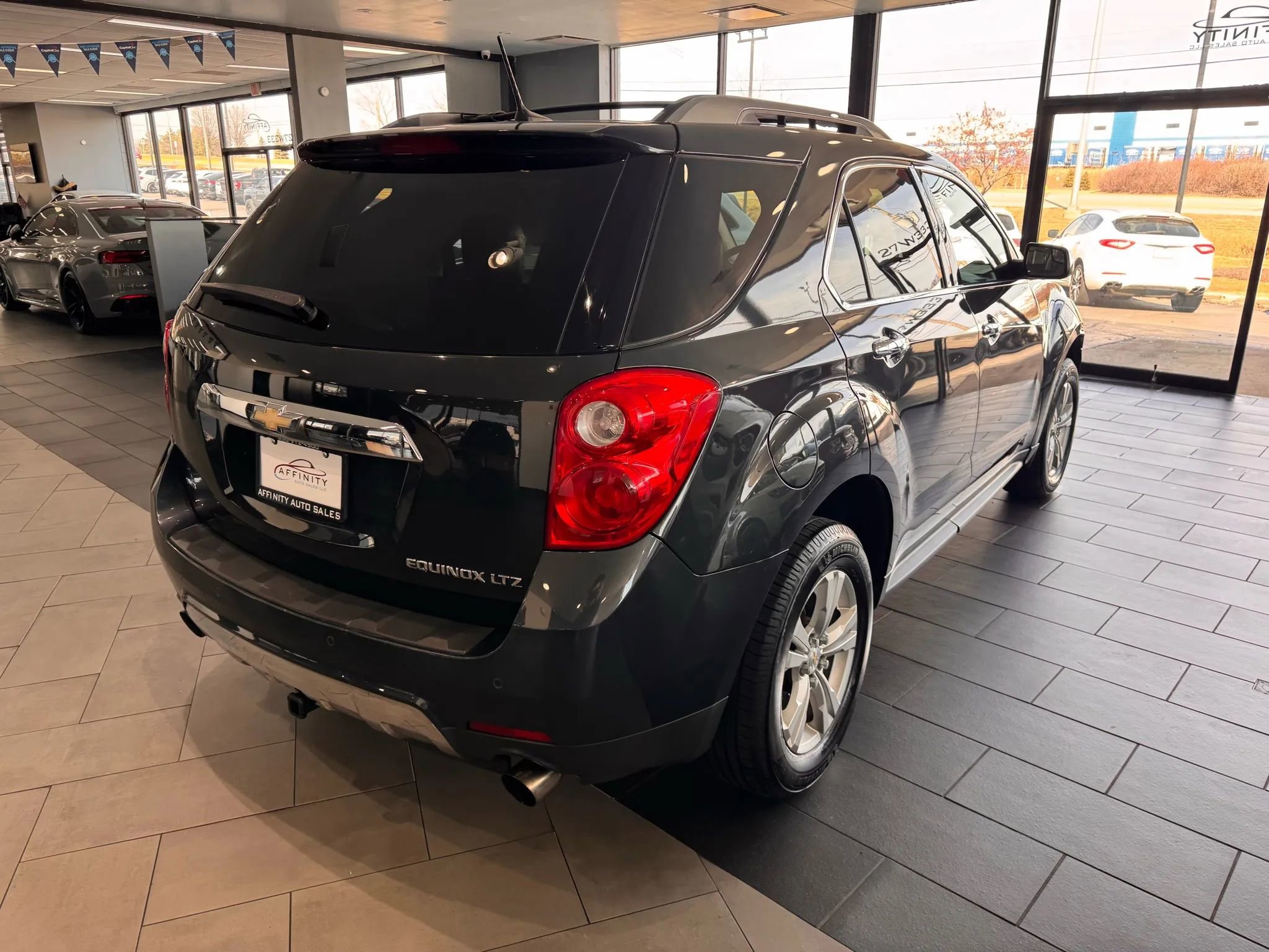 Used 2013 Chevrolet Equinox LTZ image 5