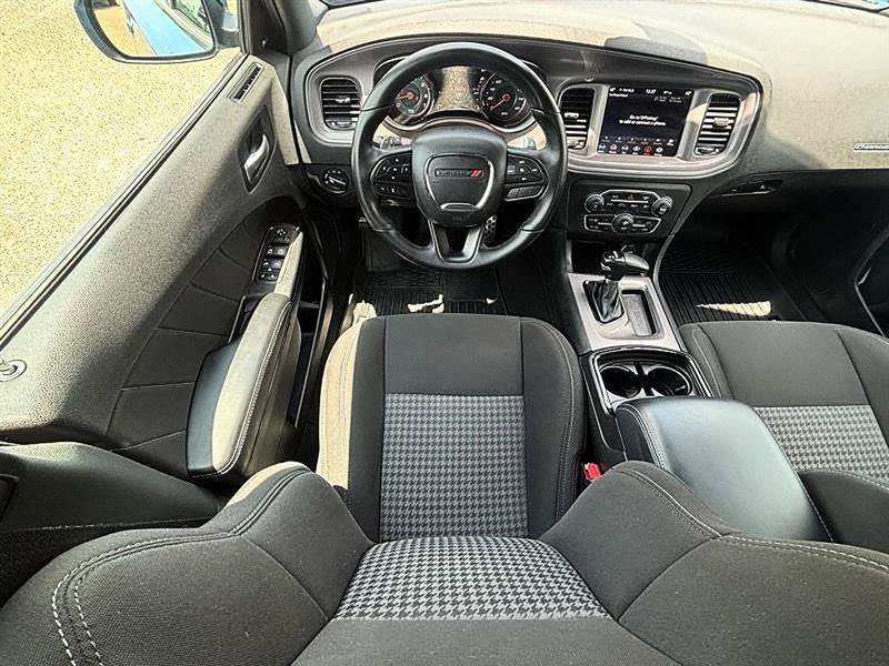 Used 2023 Dodge Charger R/T w/ Blacktop Package RWD image 9