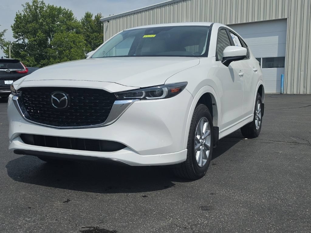 Used 2024 MAZDA CX-5 AWD 2.5 S w/ Preferred Package image 3