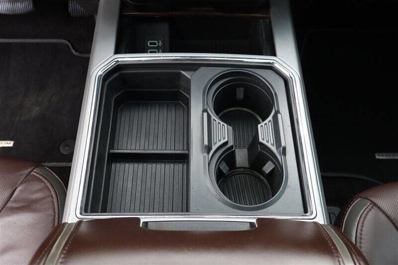 Used 2017 Ford F350 Platinum w/ Platinum Ultimate Package image 21