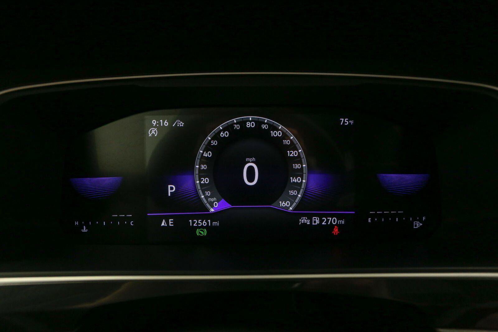 Certified 2023 Volkswagen Tiguan SE R-Line AWD/4WD image 39