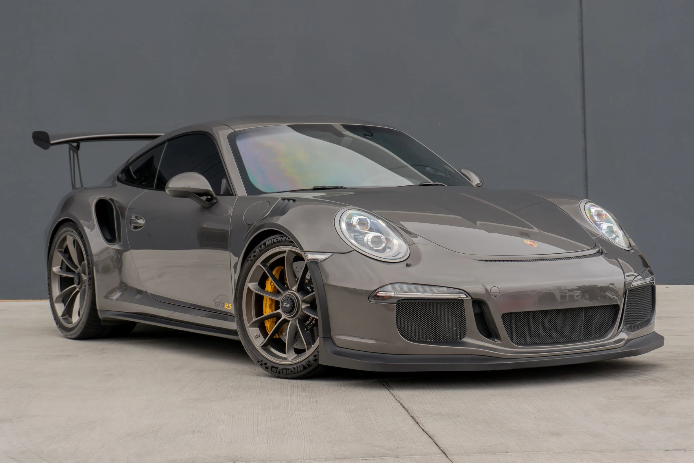 Used 2016 Porsche 911 GT3 RS RWD image 5