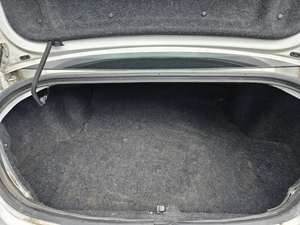 Used 2012 Chrysler 200 LX FWD image 16