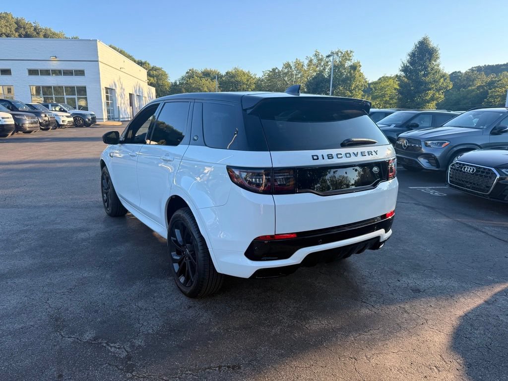 Used 2023 Land Rover Discovery Sport SE R-Dynamic AWD/4WD image 3