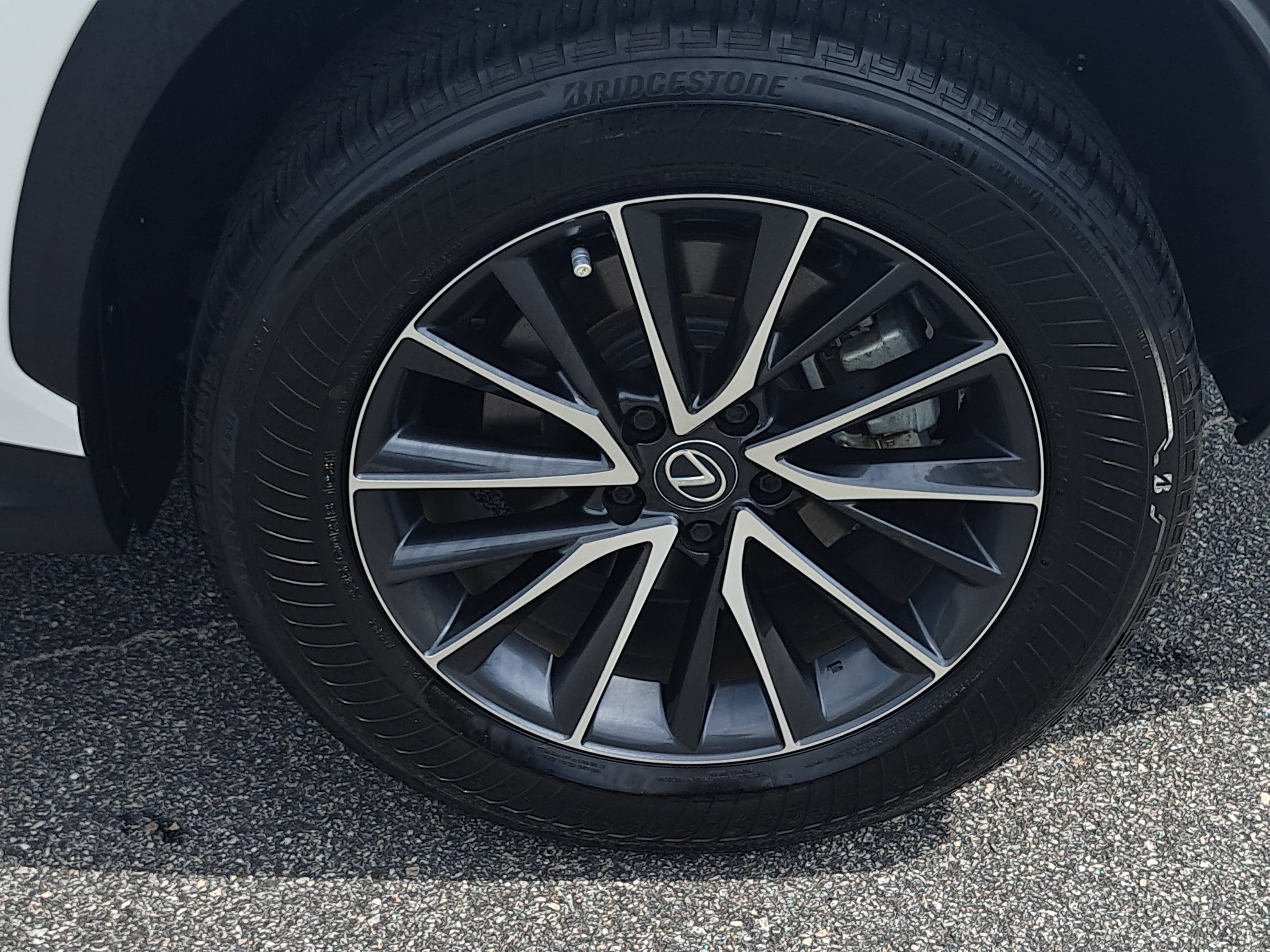 Used 2024 Lexus NX 250 FWD w/ Towing Package (2000 Lbs) image 35