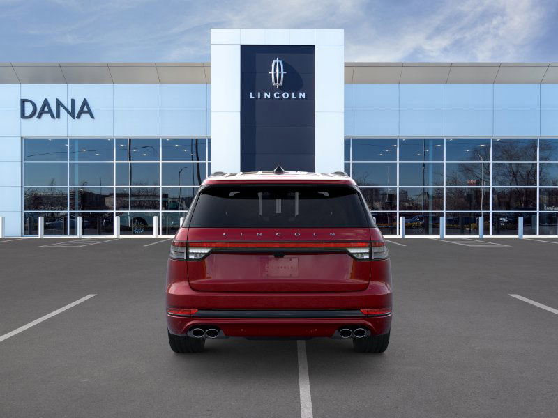 New 2025 Lincoln Aviator AWD w/ Jet Appearance Package image 5