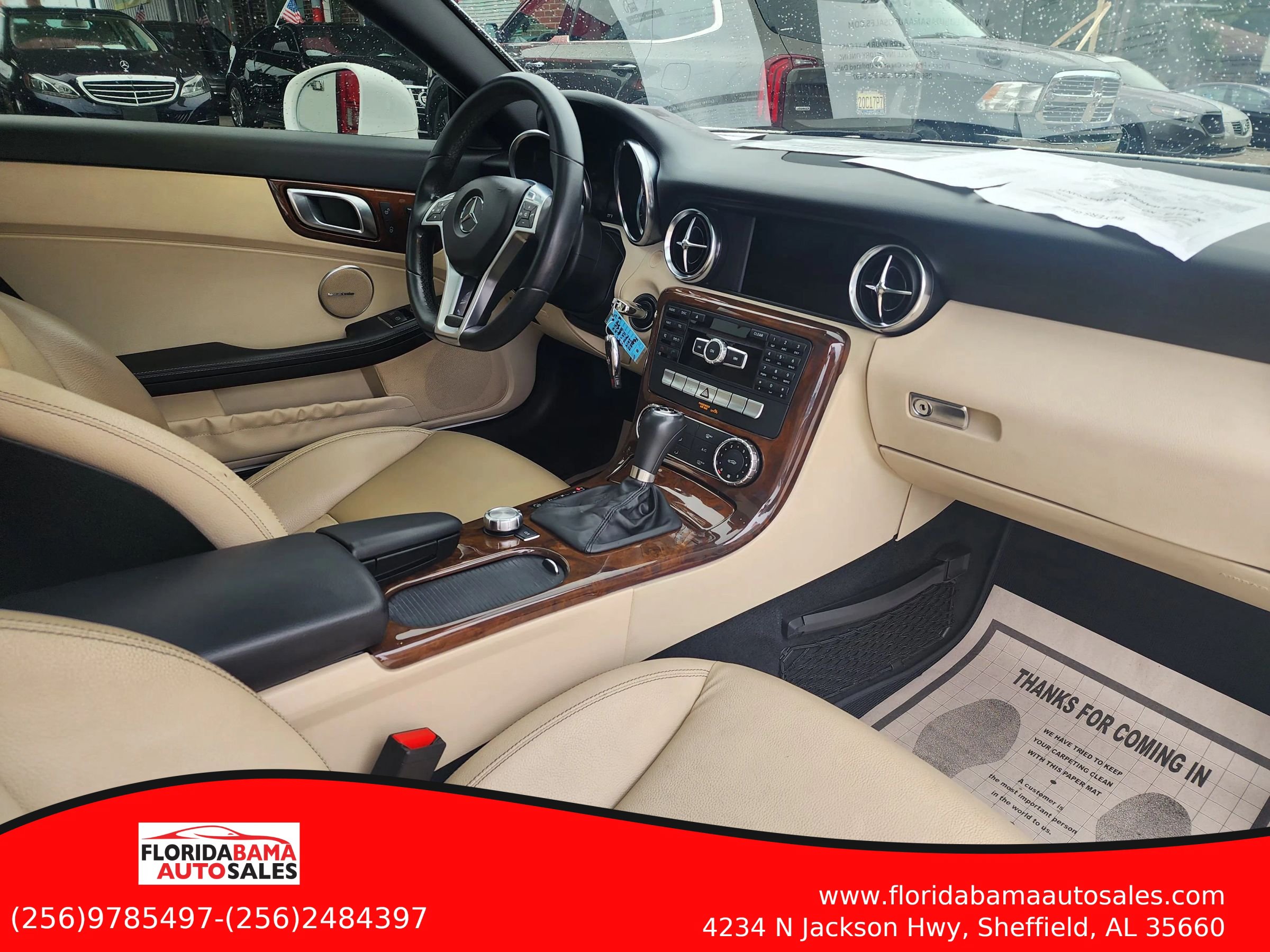 Used 2014 Mercedes-Benz SLK 250 w/ Sport Package image 11