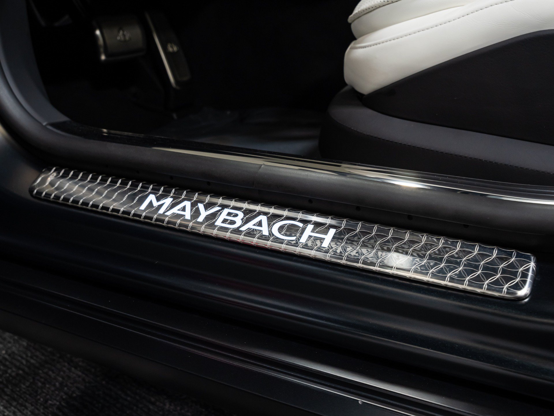 Used 2024 Mercedes-Benz Maybach S 680 4MATIC image 40