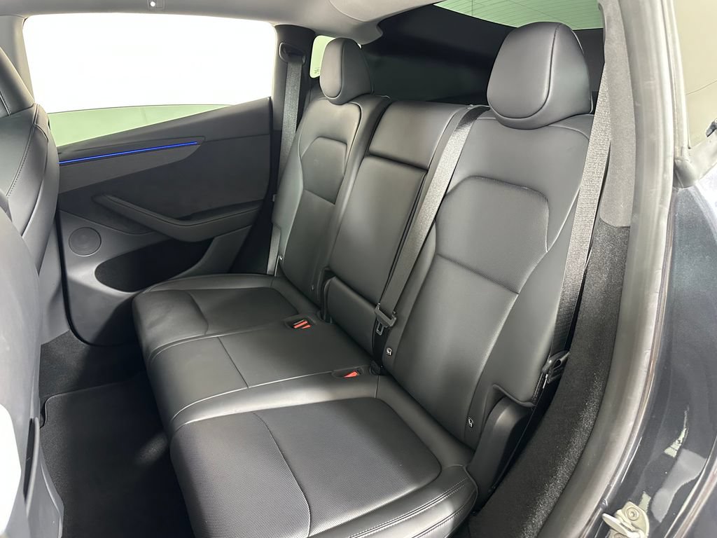 Used 2026 Tesla Model Y AWD image 23