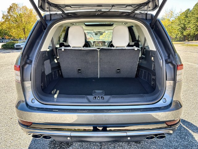 New 2027 Lincoln Aviator Reserve AWD/4WD image 25