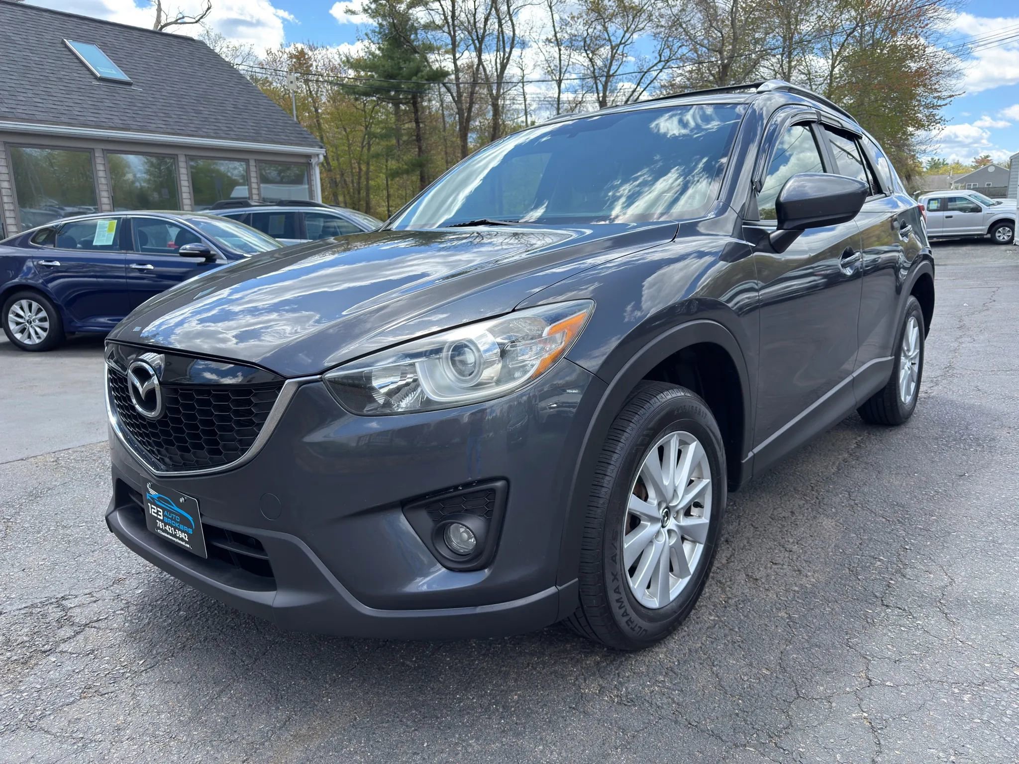 Used 2015 MAZDA CX-5 Touring AWD/4WD image 3