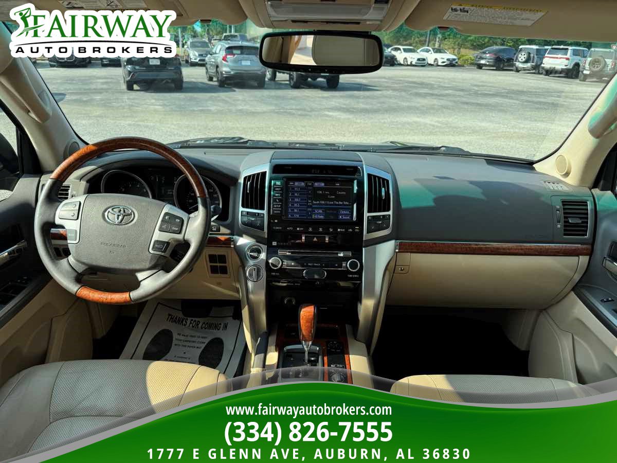 Used 2014 Toyota Land Cruiser AWD/4WD image 14