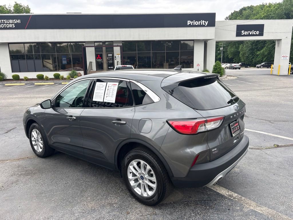 Used 2022 Ford Escape SE w/ Convenience Package AWD/4WD image 5
