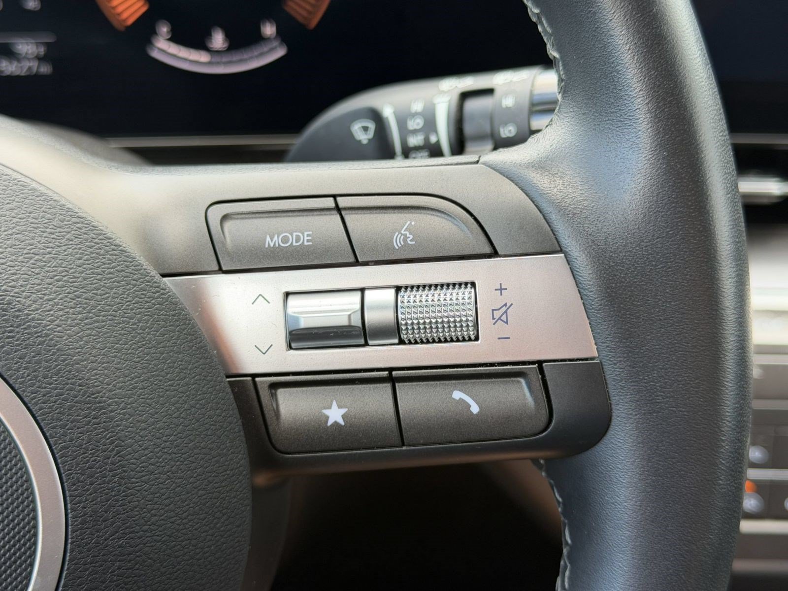 Used 2026 Hyundai Kona SEL Sport FWD image 19
