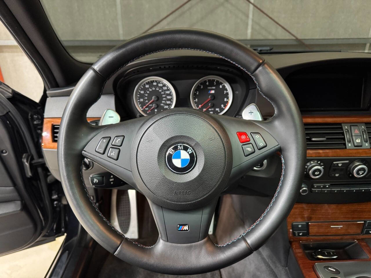 Used 2010 BMW M5 image 20