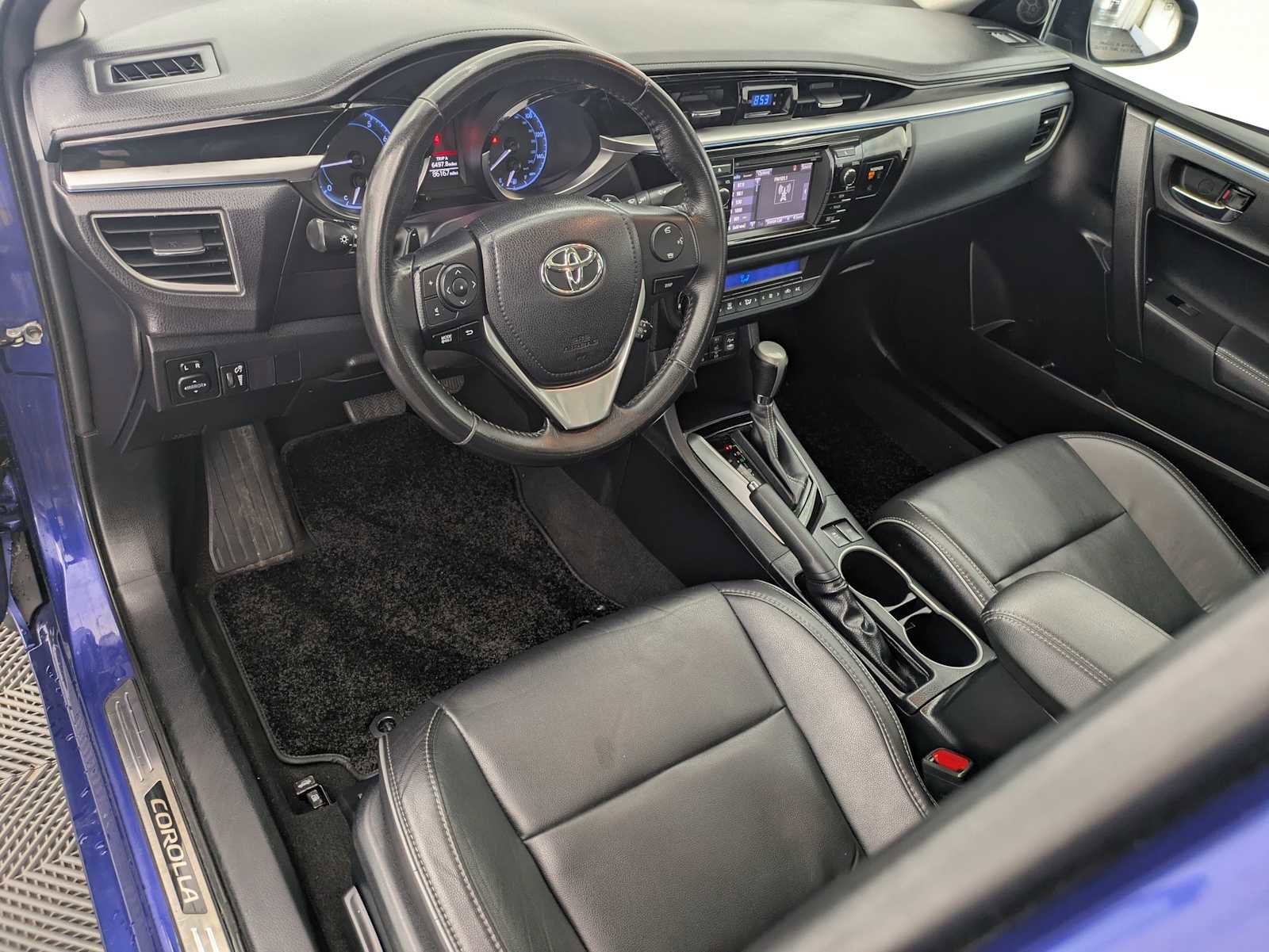 Used 2016 Toyota Corolla S Premium FWD image 2