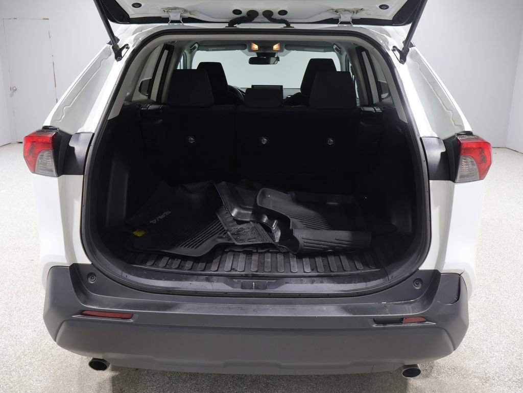 Used 2020 Toyota RAV4 LE w/ All Weather Liner Package AWD/4WD image 19