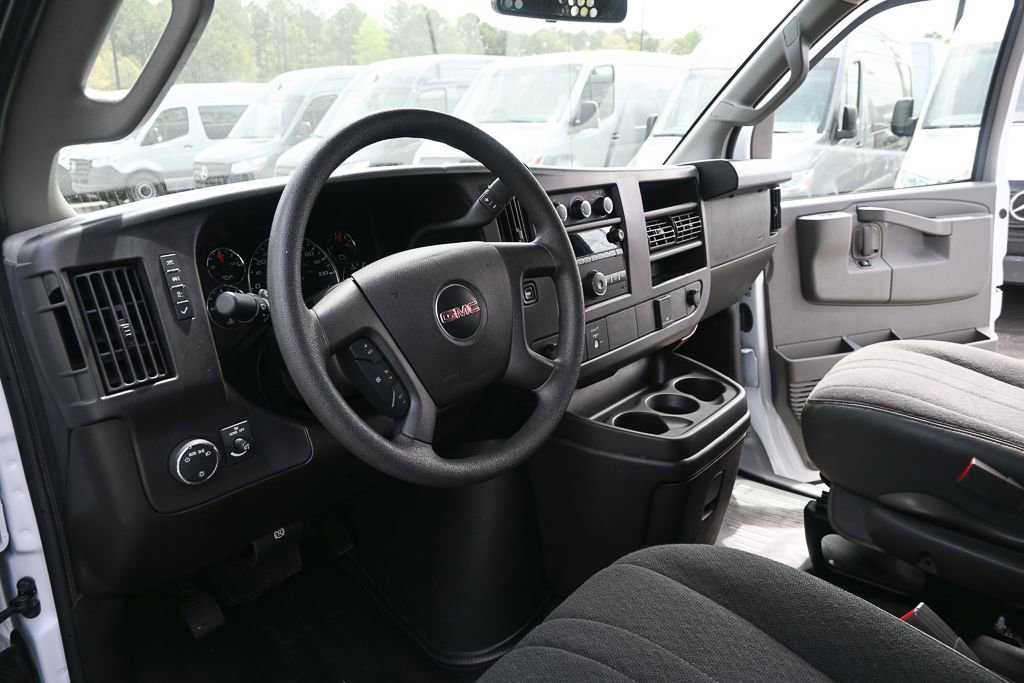 Used 2024 GMC Savana 2500 w/ Driver Convenience Package image 6