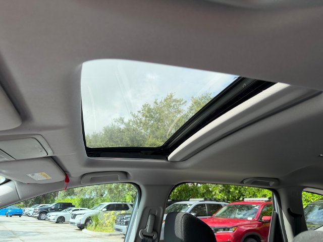 Used 2021 Honda CR-V EX image 24