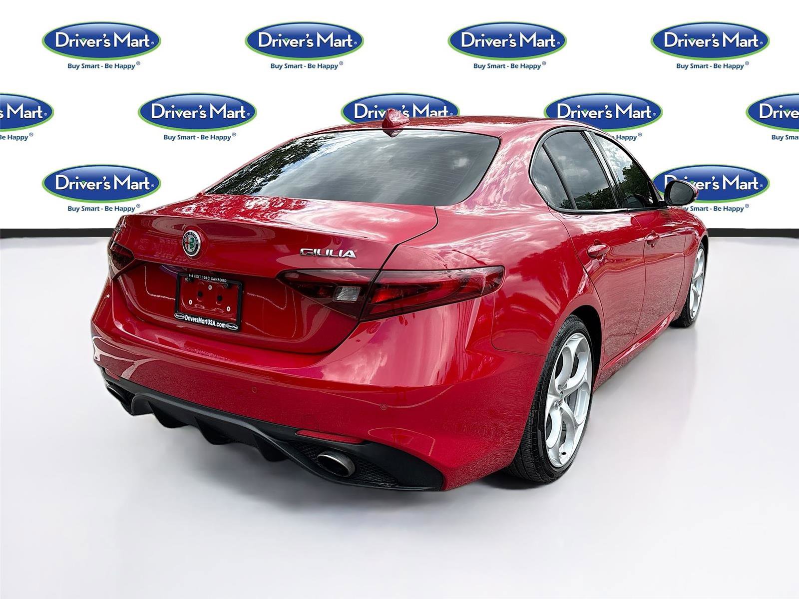 Used 2019 Alfa Romeo Giulia Ti Sport w/ Quick Order Package 22U Sport RWD image 7