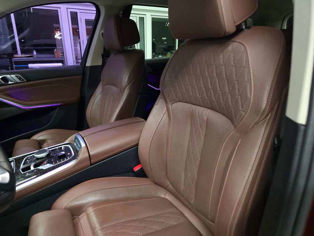Used 2025 BMW X7 xDrive40i image 19
