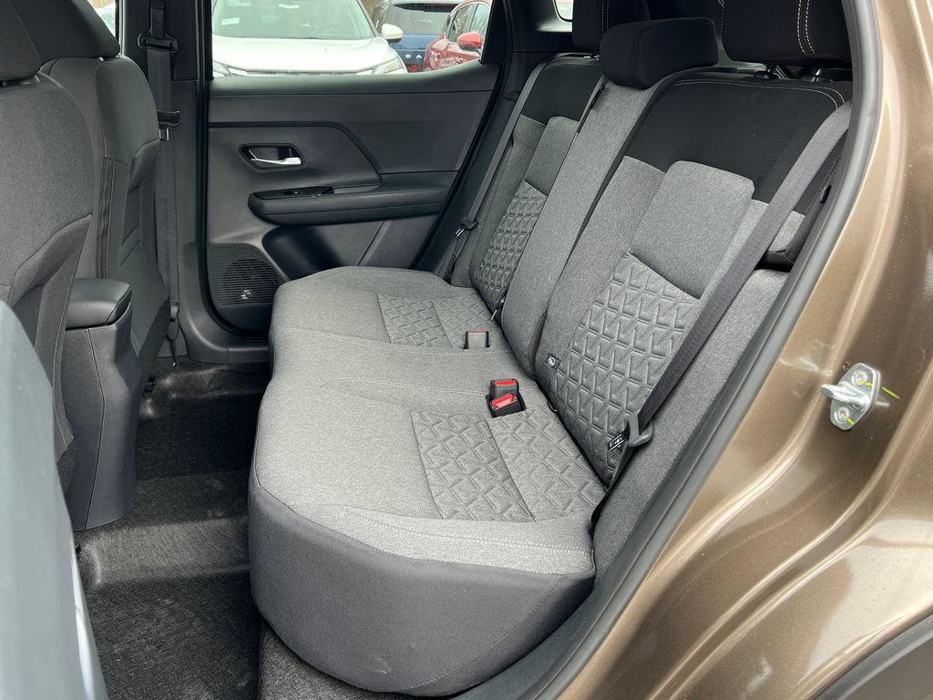 New 2026 Nissan Kicks SV w/ Cold Weather Package AWD/4WD image 19