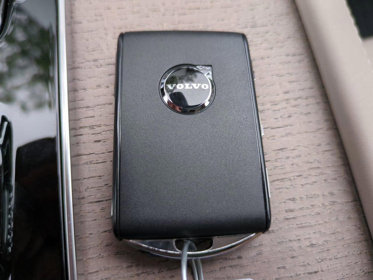 New 2026 Volvo XC90 B6 Plus w/ Protection Package Premier image 28