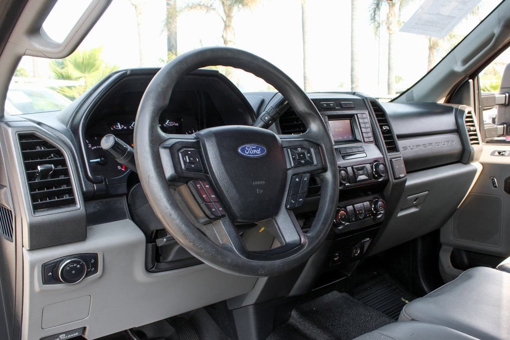 Used 2019 Ford F550 2WD Crew Cab Super Duty image 18
