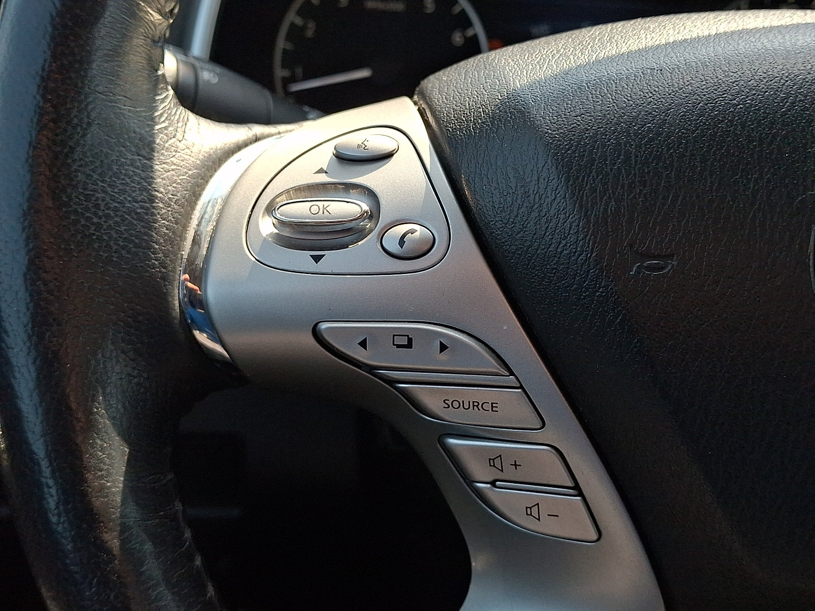 Used 2018 Nissan Murano Platinum AWD/4WD image 24