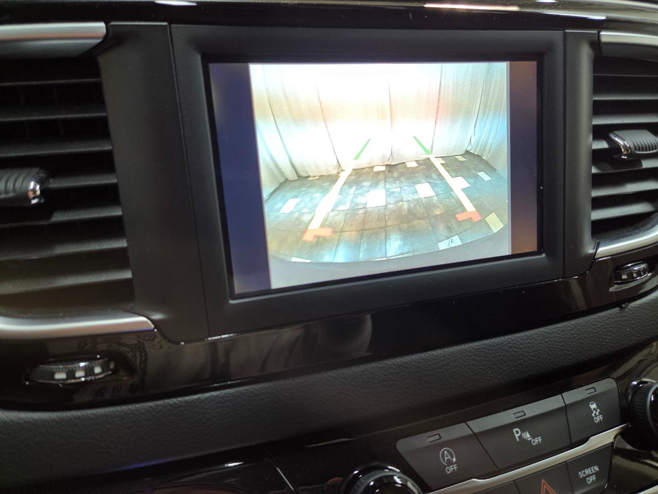 Used 2018 Chrysler Pacifica Touring Plus w/ Tire & Wheel Group image 23