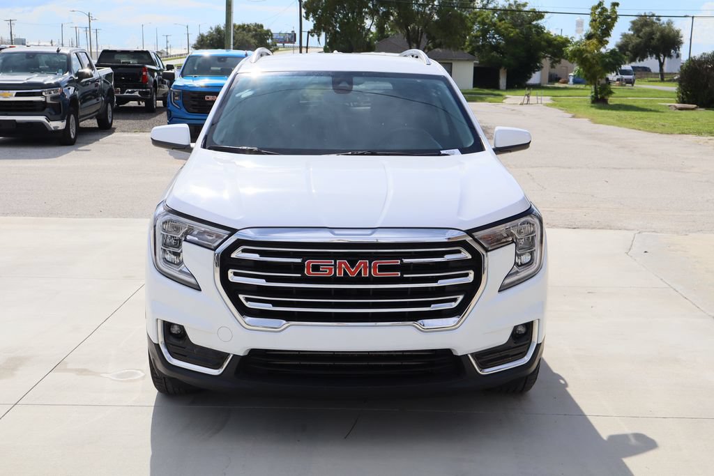 Used 2024 GMC Terrain SLT FWD image 4
