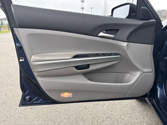 Used 2010 Honda Accord EX image 19