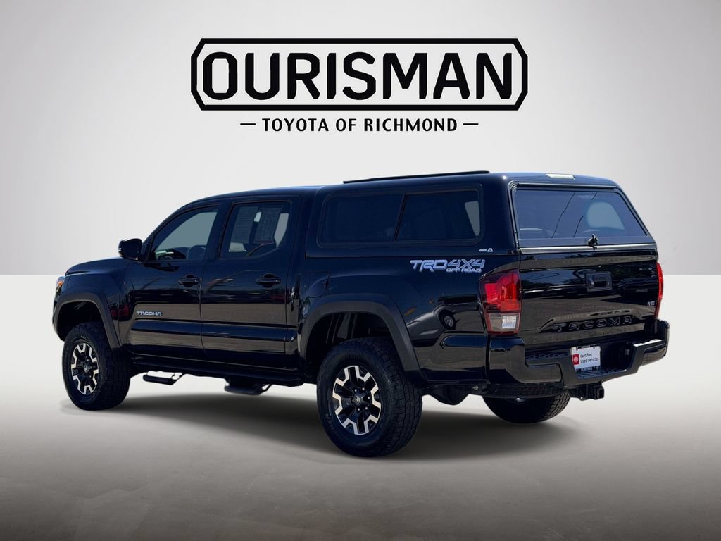 Certified 2022 Toyota Tacoma TRD Off-Road AWD/4WD image 22