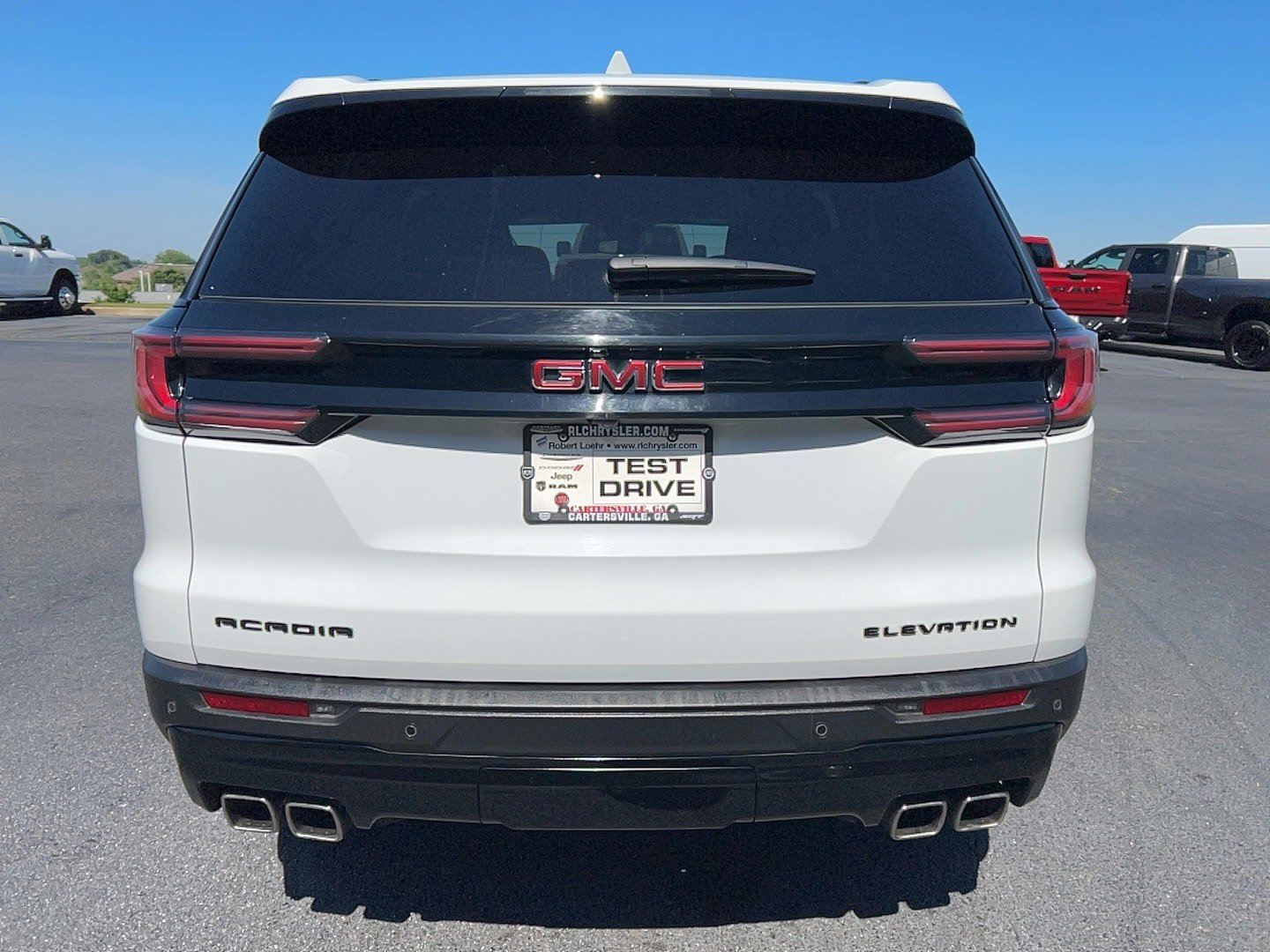 Used 2024 GMC Acadia Elevation w/ Black Edition FWD image 6